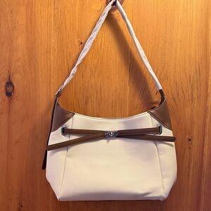 NWOT Chic Cream and Brown Shoulder Bag